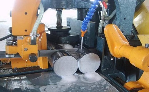 曾都卧式带锯床的送料方式有哪几种？