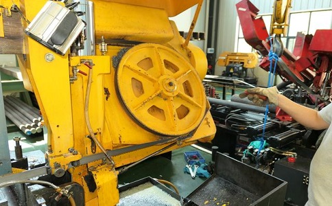 曾都金属带锯床的日常使用和保养注意事项！